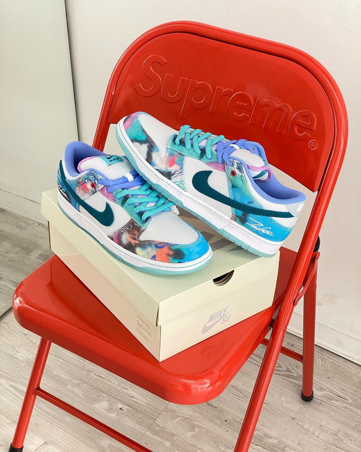 SB DUNK FUTURA