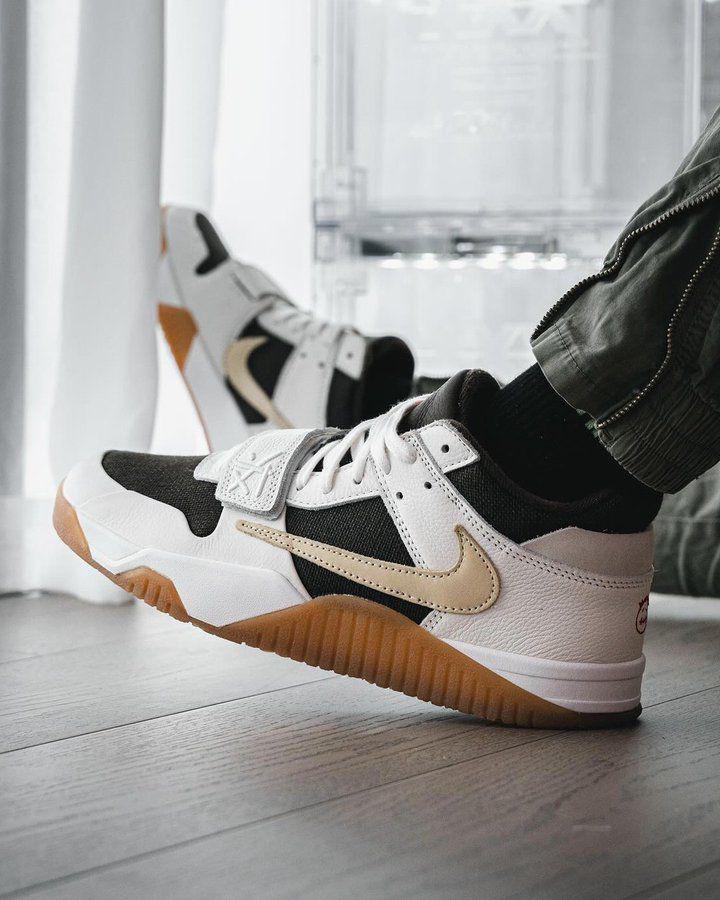 JORDANS JUMPMAN JACK TR TRAVIS SCOTT SAIL