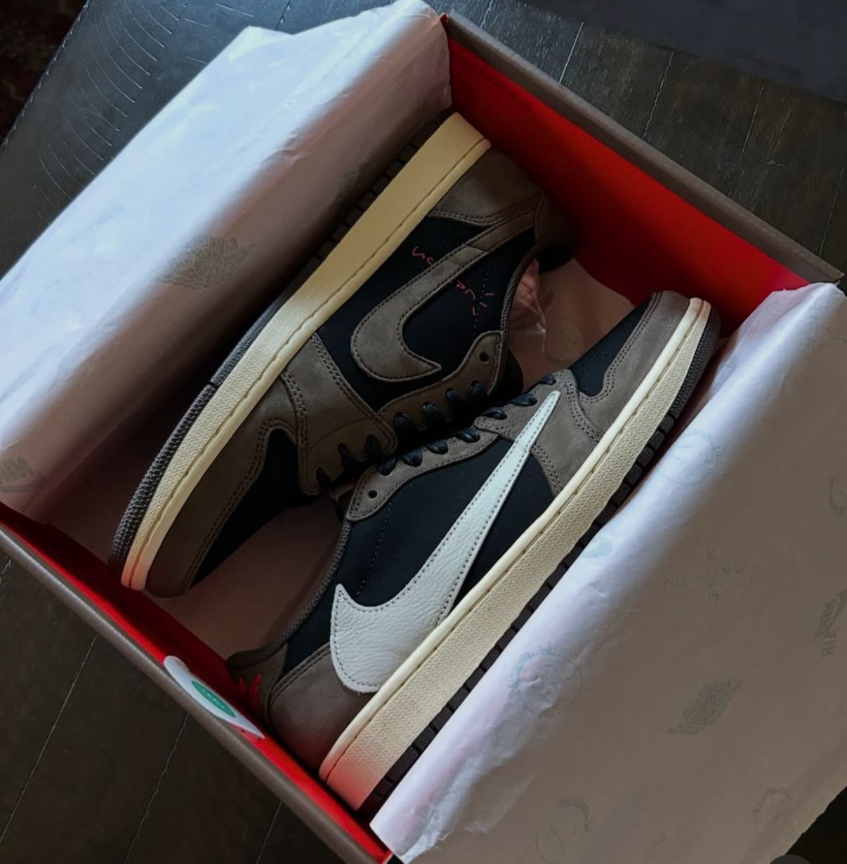 TRAVIS SCOTT ×AIR JORDAN 1 LOW "REVERSE MOCHA "