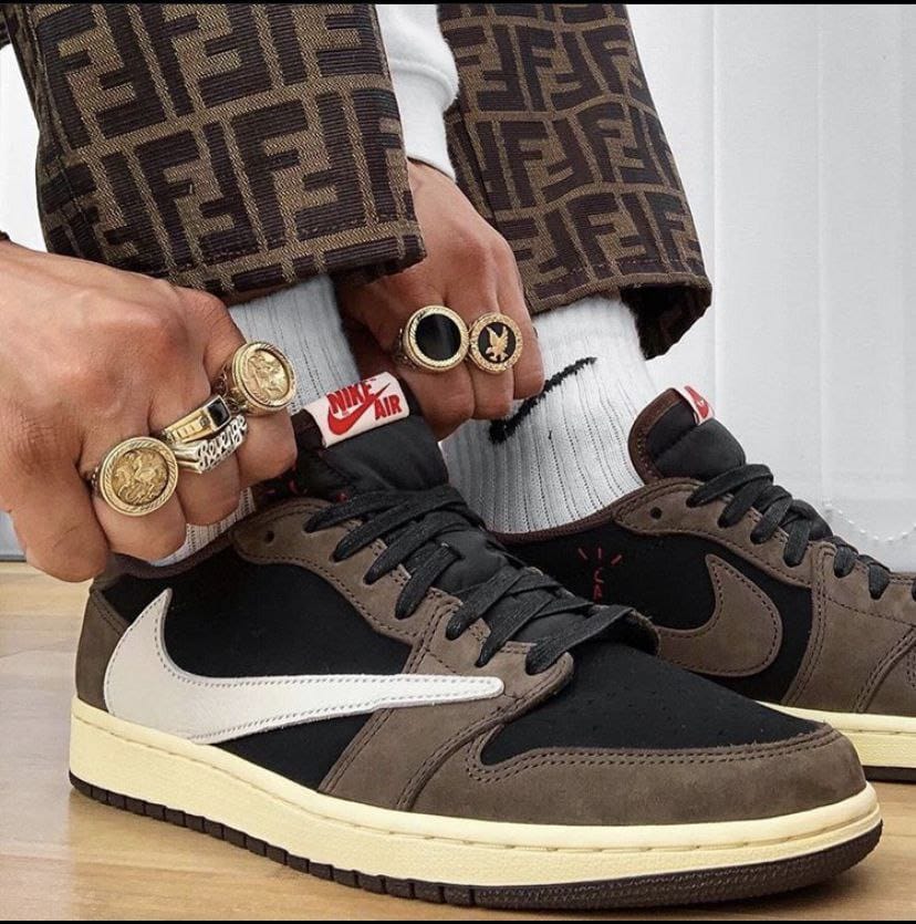 TRAVIS SCOTT ×AIR JORDAN 1 LOW "REVERSE MOCHA "