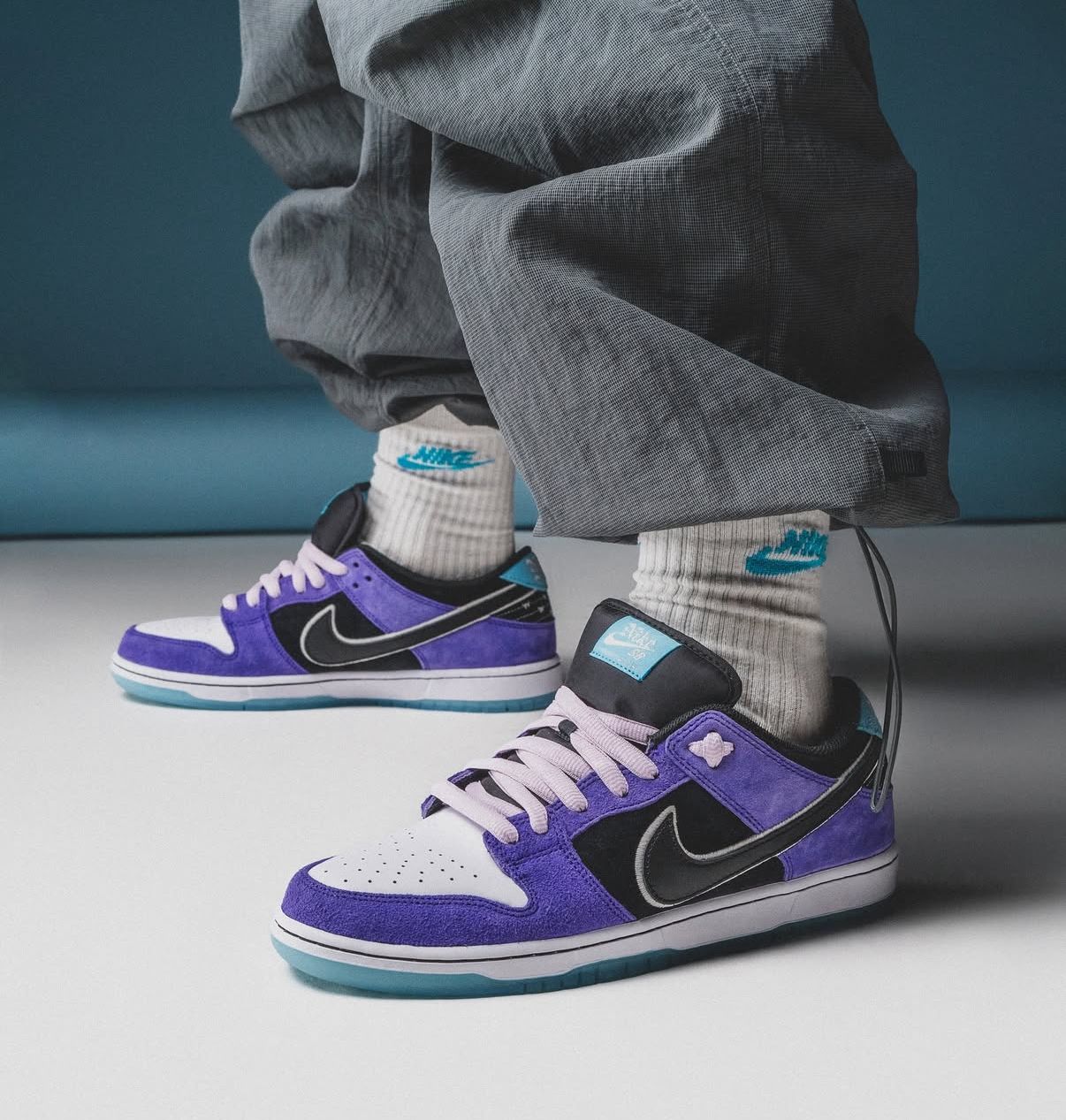 NIKE SB DUNK LOW "PURPLE LOBSTER "