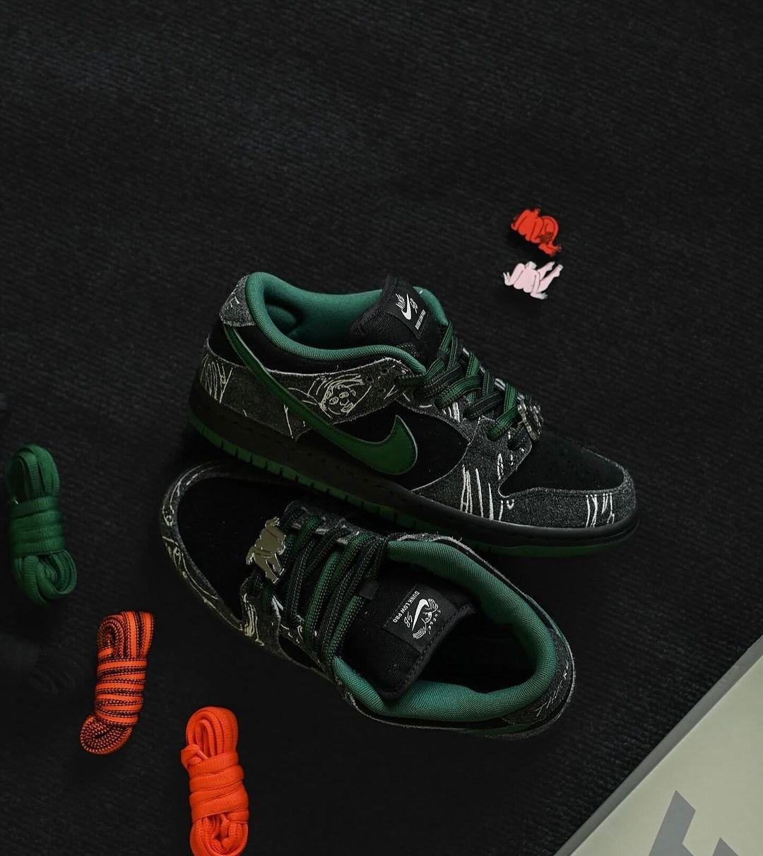 SB DUNK LOW "STUSSY ×CHALKBOARD EDITION "