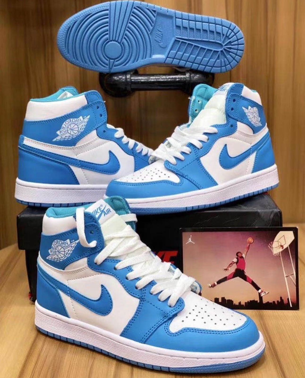 AIR JORDAN 1 HIGH OG "UNC " -LEGACY IN BLUE