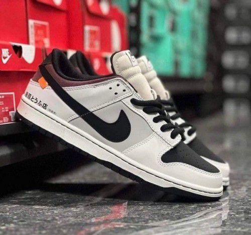 SB DUNK LOW PRO AE86