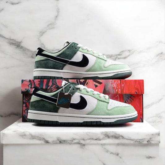 NIKE SB DUNK LOW OTOMO OST DOUBLE GREEN BLACK