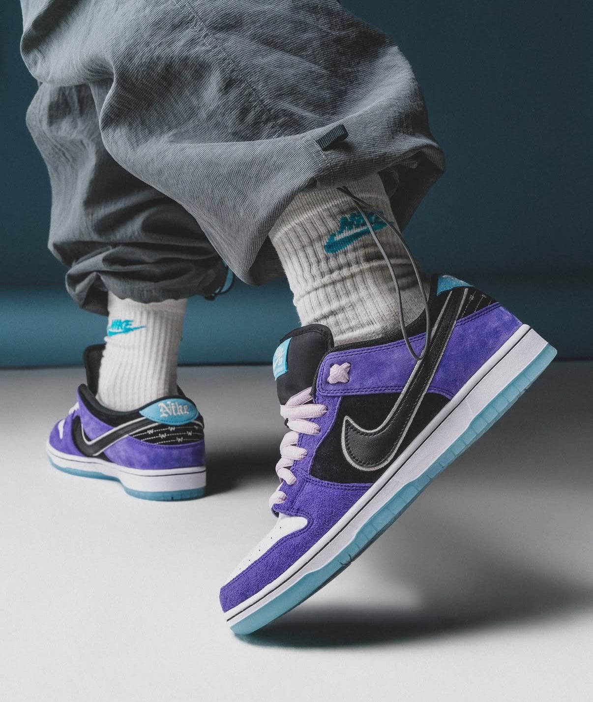 NIKE SB DUNK LOW "PURPLE LOBSTER "